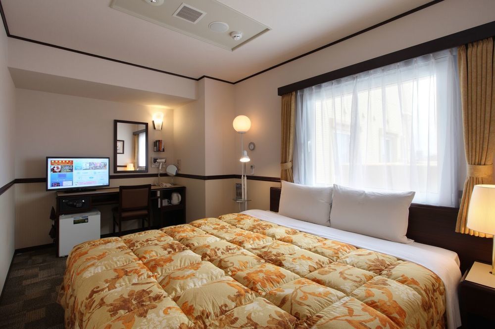 Toyoko Inn Hon-Atsugi-Eki Minami-Guchi Εξωτερικό φωτογραφία