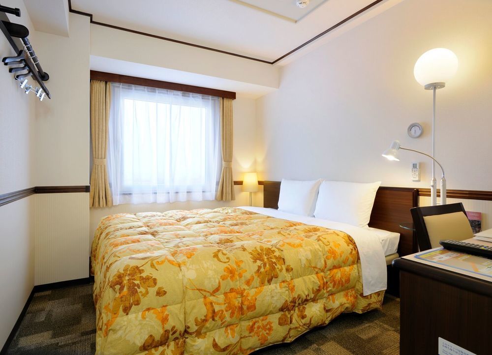 Toyoko Inn Hon-Atsugi-Eki Minami-Guchi Εξωτερικό φωτογραφία